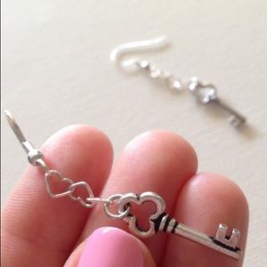 🗝❤️ Key and heart earrings ❤️🗝